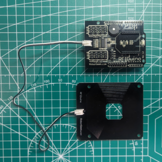 RFIDuino shield and antenna on a grid